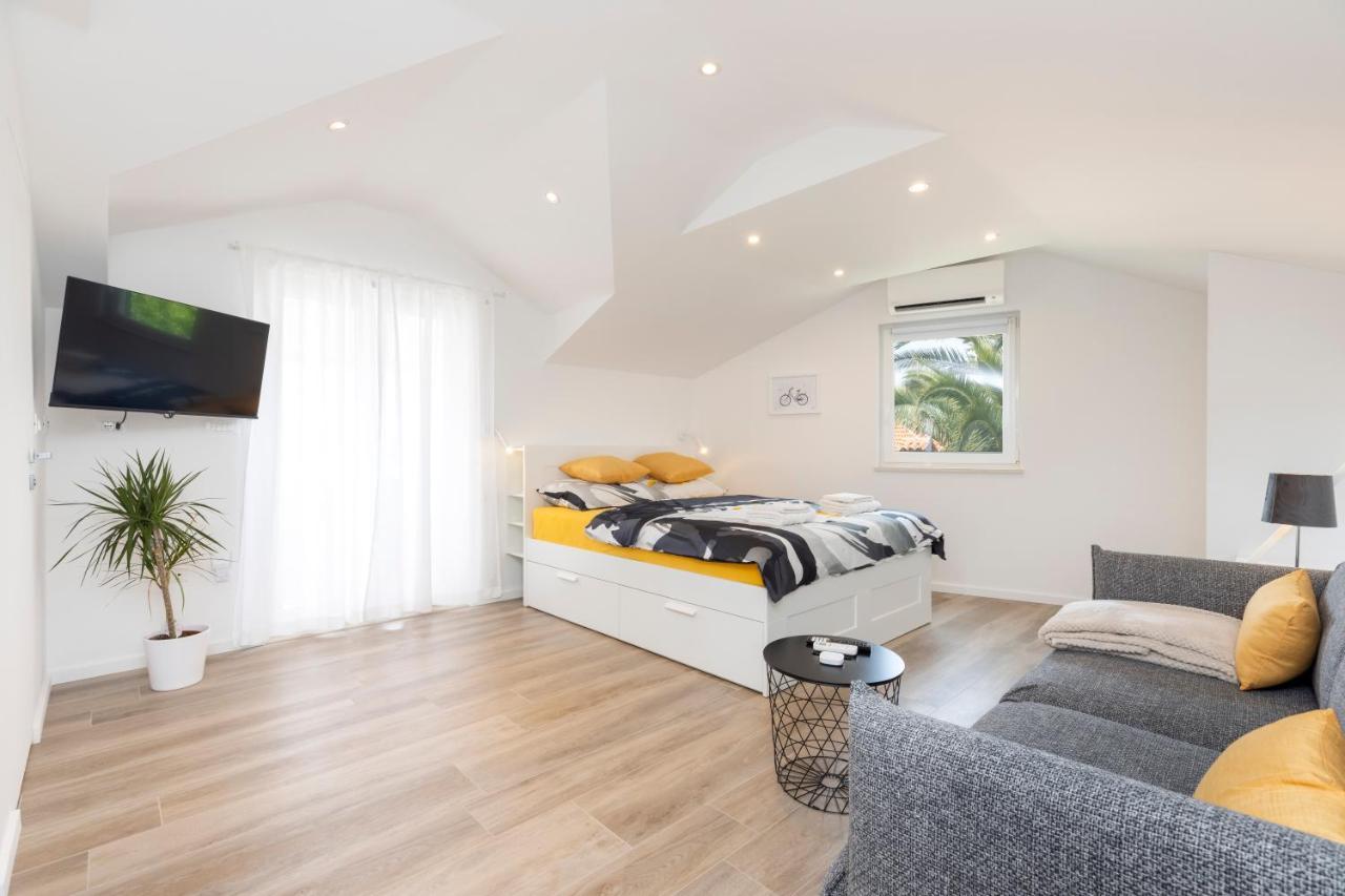Ferienwohnung Easy Mali Lošinj Exterior foto