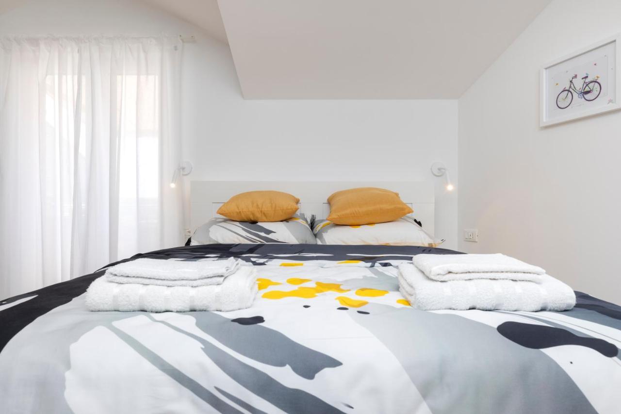 Ferienwohnung Easy Mali Lošinj Exterior foto